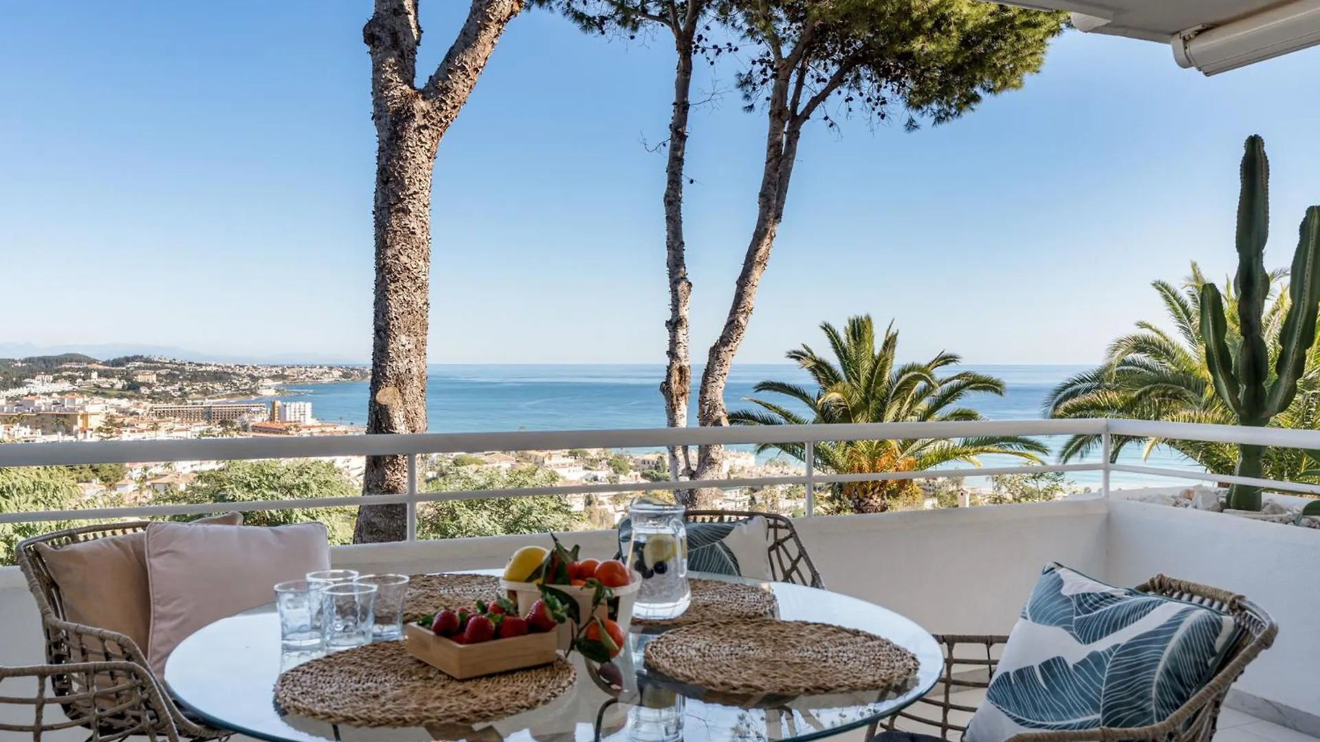 Spectacular Sea Views Apartment In Rancho Miraflores Mijas Costa Malaga